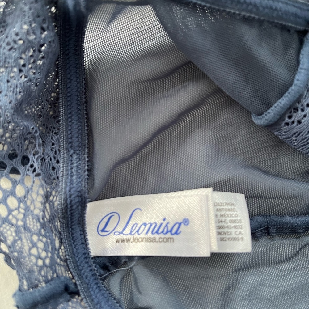 Leonisa Bodysuit Size 34B - Picture 9 of 11